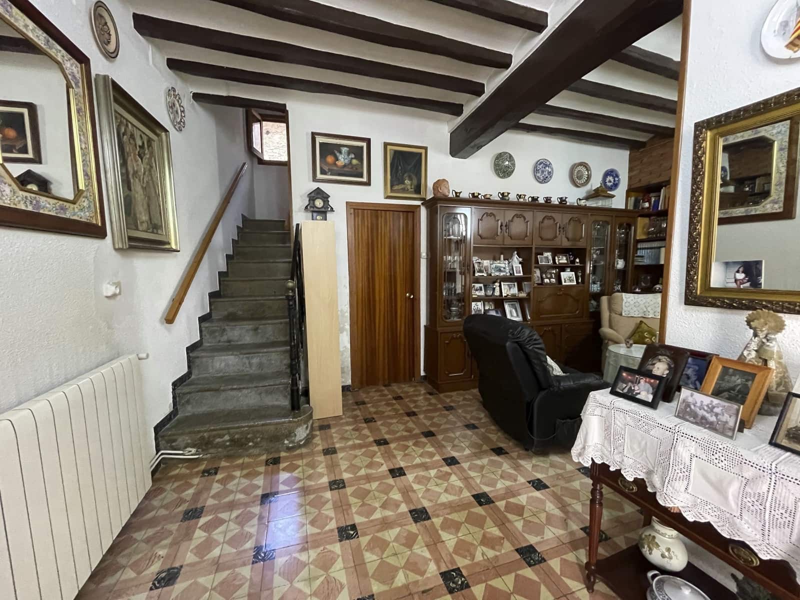 4 makuuhuone Omakotitalo myytävänä paikassa Benimantell mukana 
autotalli - 189 000 € (Ref: 7627331)