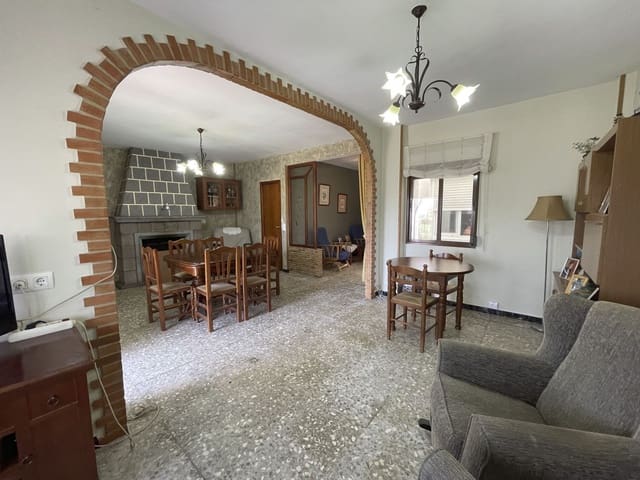 3 chambre Maison de Ville à vendre à Orba avec garage - 179 500 € (Ref: 7970191)