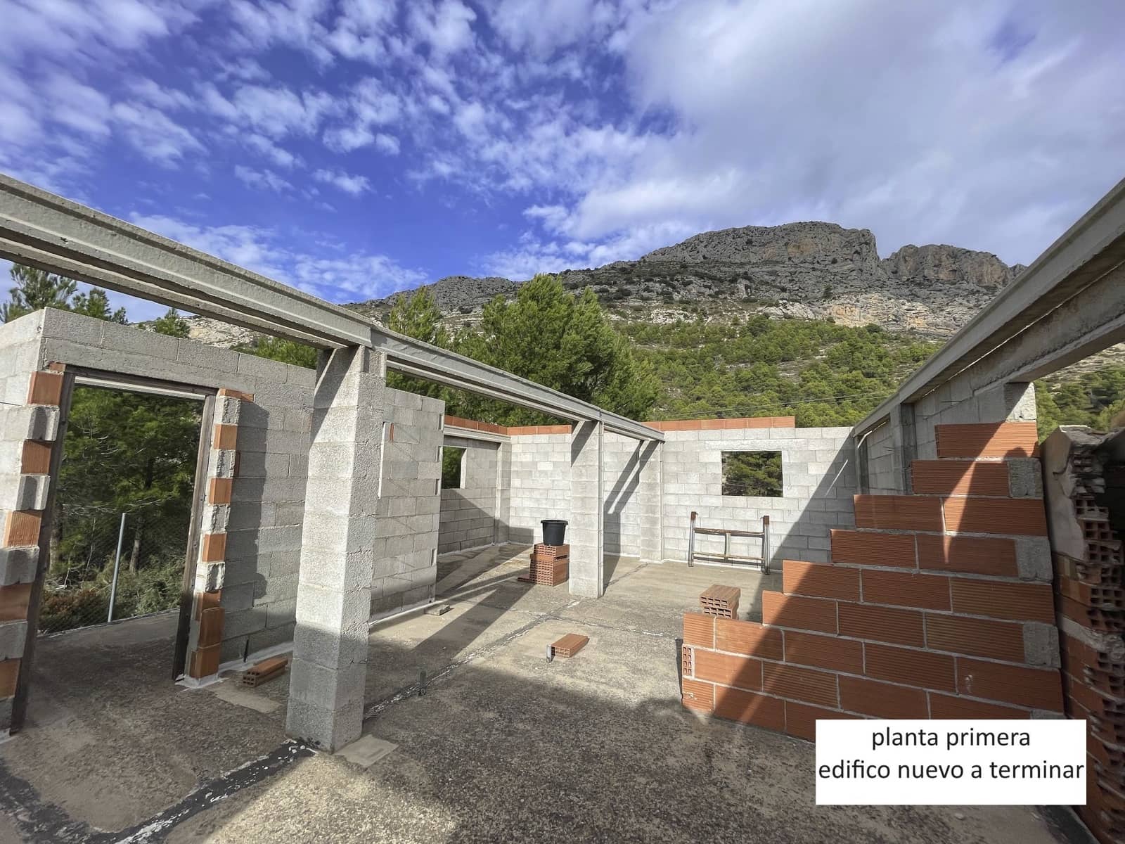 2 soveværelse Villa til salg i Confrides - € 159.000 (Ref: 7984437)