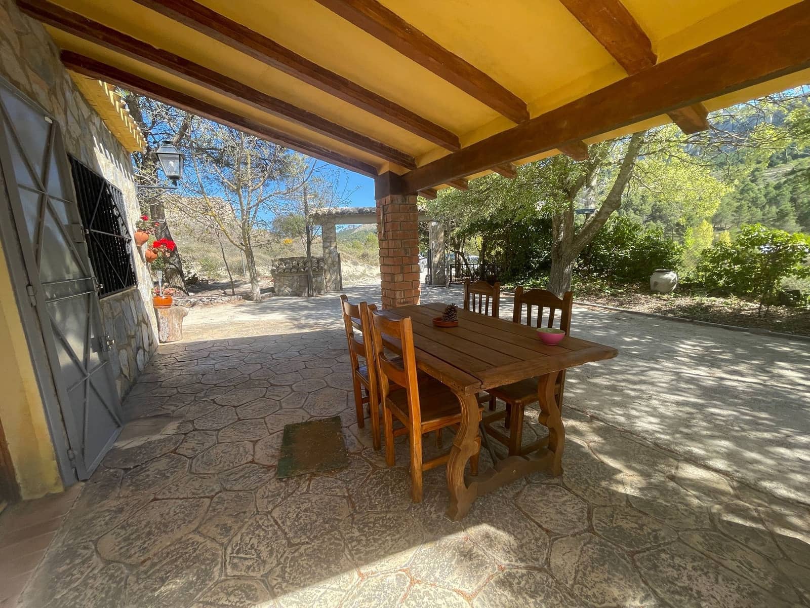 4 soveværelse Villa til salg i Confrides med garage - € 230.000 (Ref: 8315834)