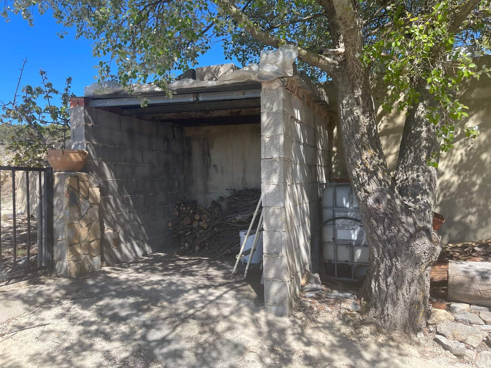 4 soveværelse Villa til salg i Confrides med garage - € 230.000 (Ref: 8315834)