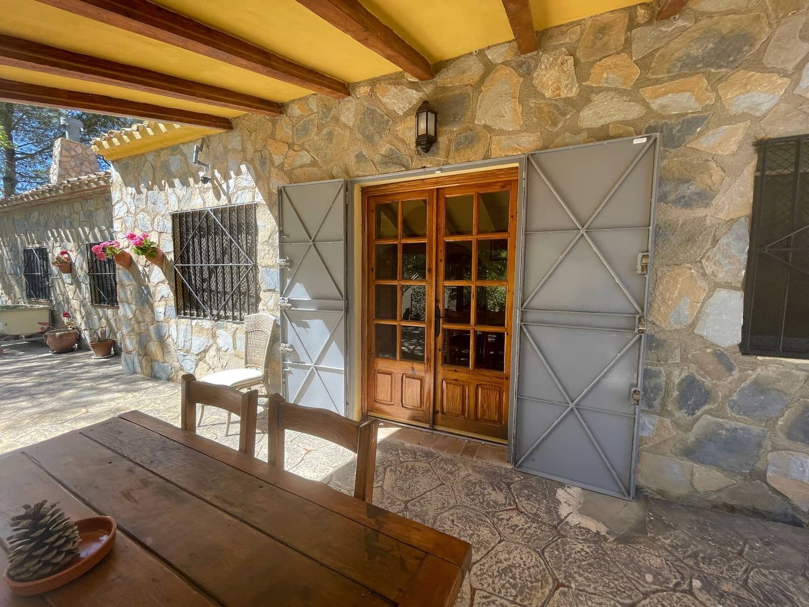 4 soveværelse Villa til salg i Confrides med garage - € 230.000 (Ref: 8315834)