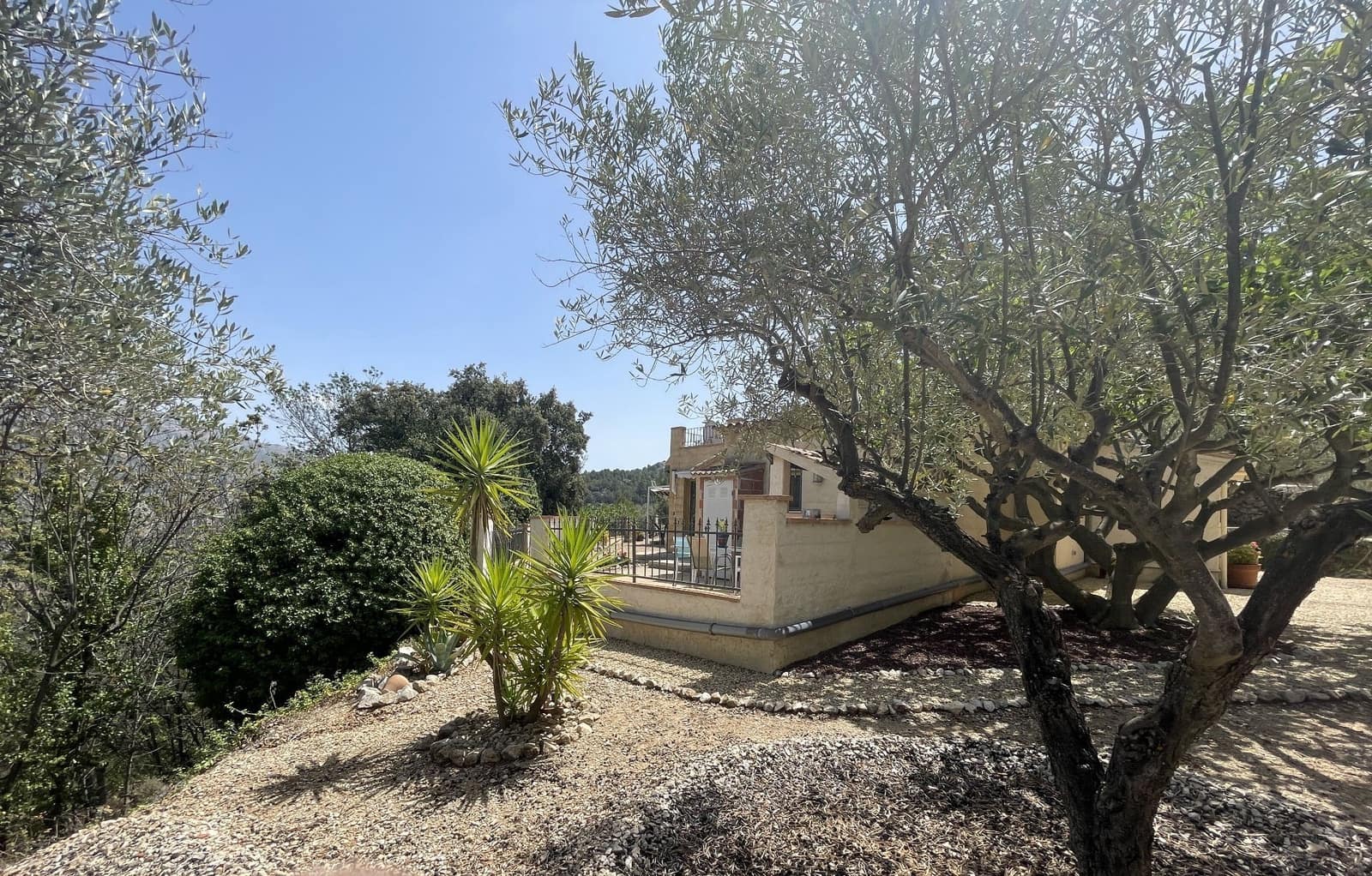 3 soveværelse Villa til salg i Confrides med garage - € 297.000 (Ref: 8438392)