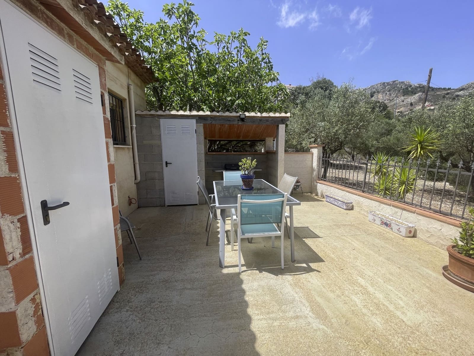 3 soveværelse Villa til salg i Confrides med garage - € 297.000 (Ref: 8438392)