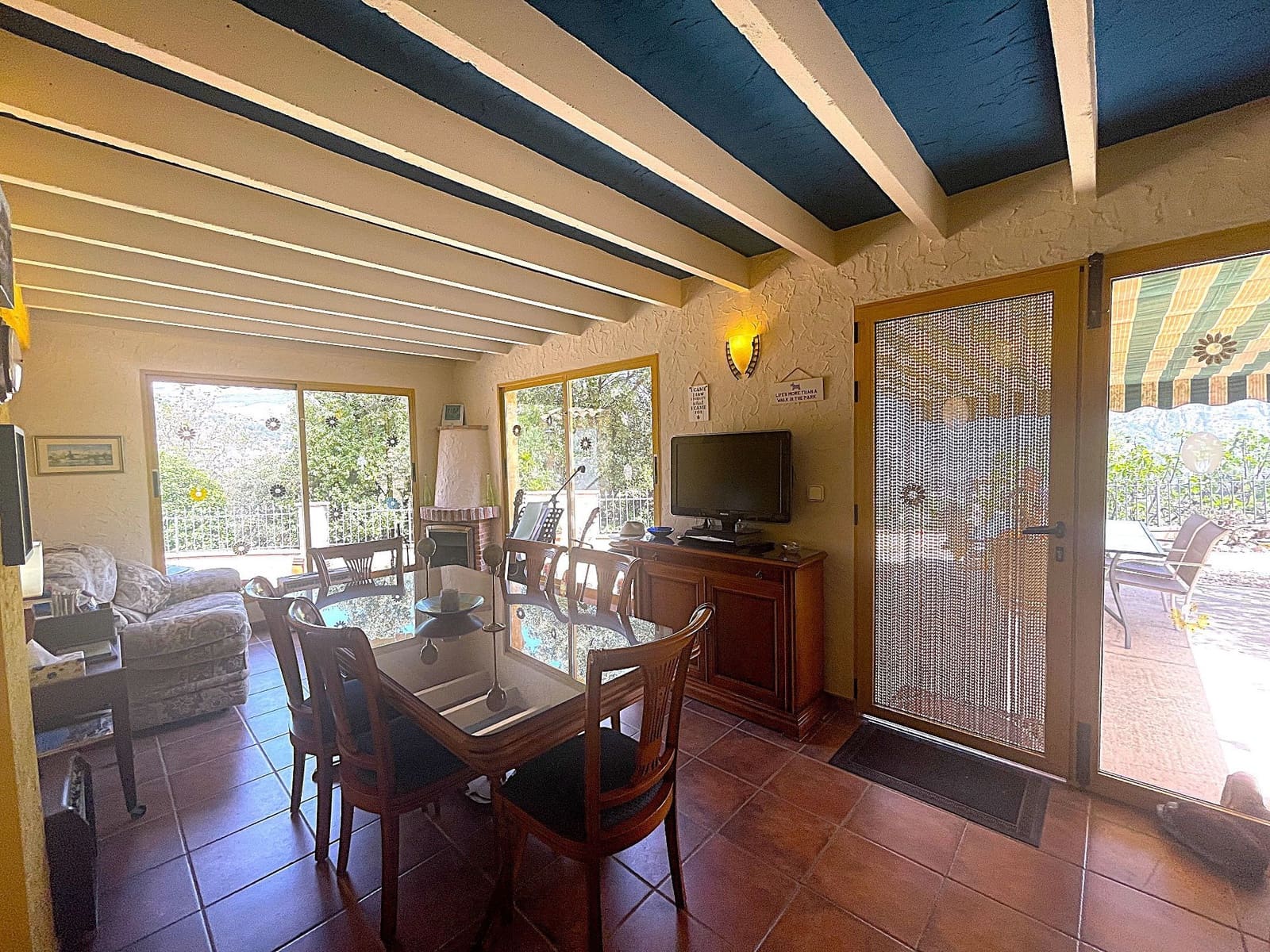 3 soveværelse Villa til salg i Confrides med garage - € 297.000 (Ref: 8438392)