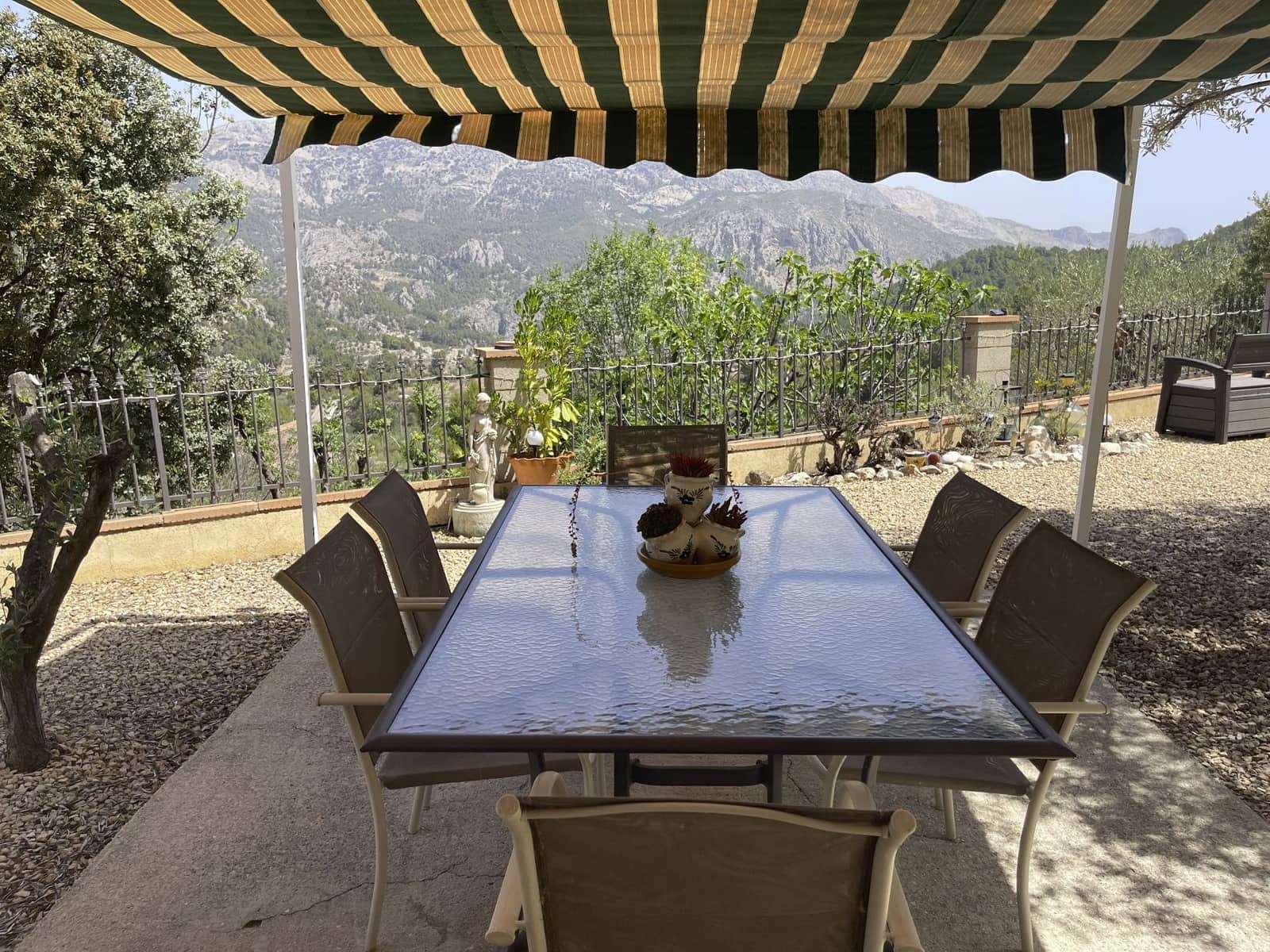 3 soveværelse Villa til salg i Confrides med garage - € 297.000 (Ref: 8438392)