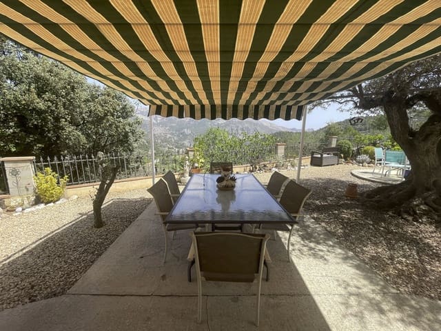 3 soveværelse Villa til salg i Confrides med garage - € 297.000 (Ref: 8438392)