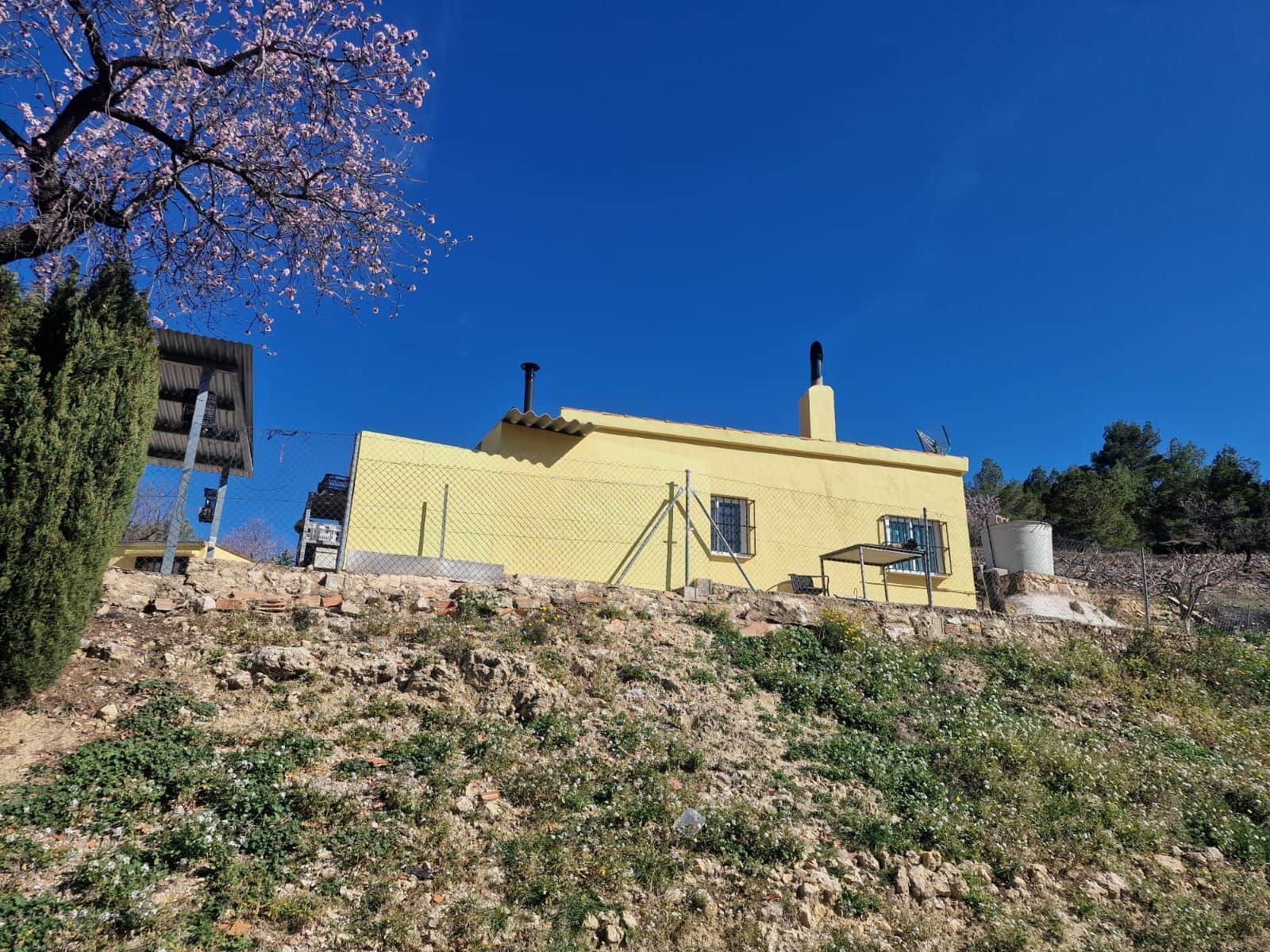 1 soveværelse Villa til salg i Confrides - € 150.000 (Ref: 8536321)