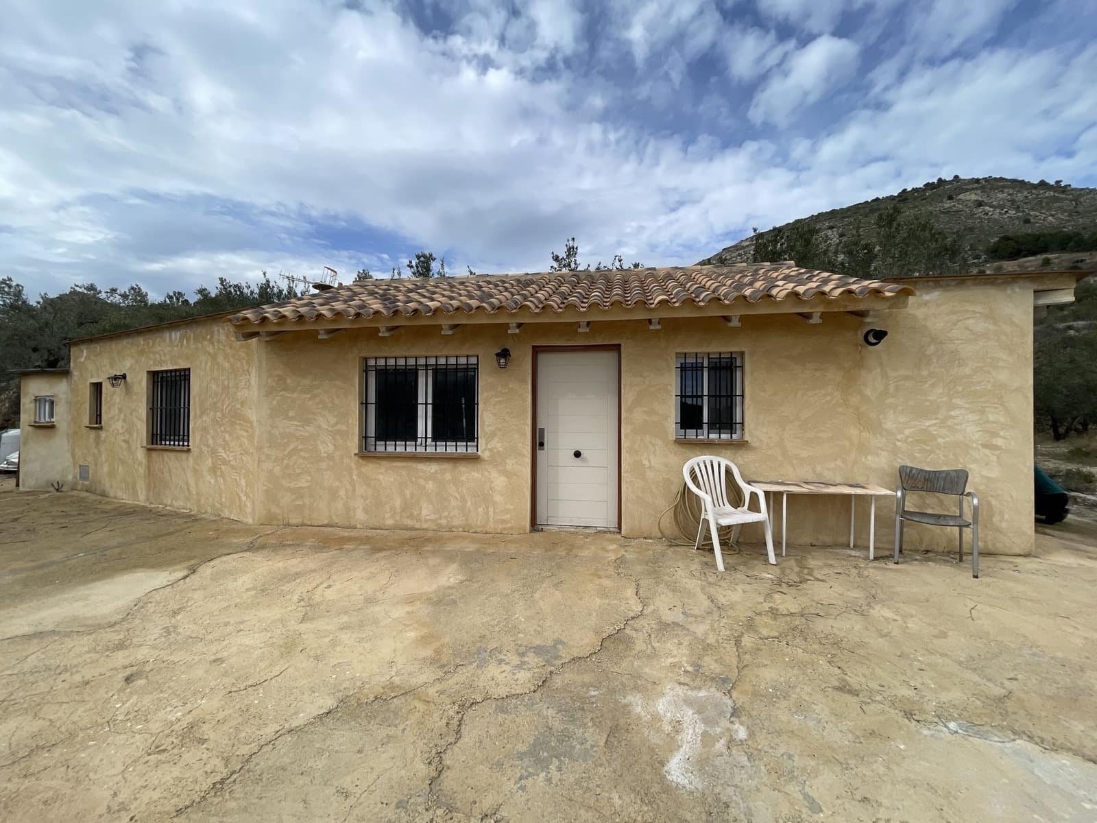 1 bedroom Villa for sale in Confrides - € 150,000 (Ref: 8809232)