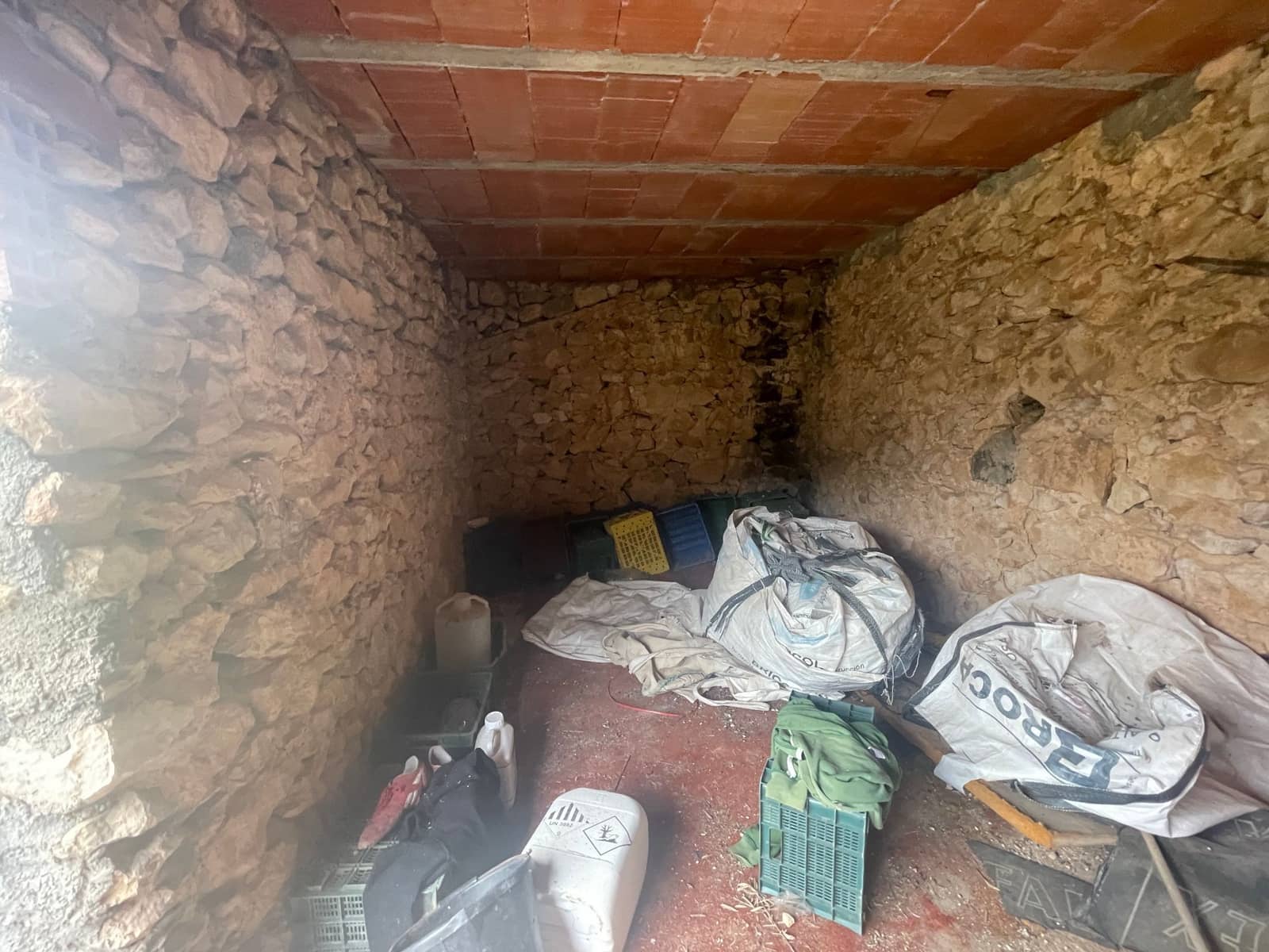 1 soveværelse Villa til salg i Confrides - € 50.000 (Ref: 8934780)