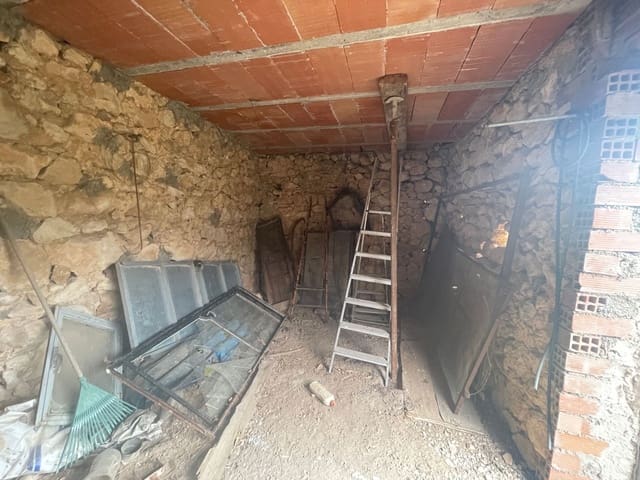 1 soveværelse Villa til salg i Confrides - € 50.000 (Ref: 8934780)