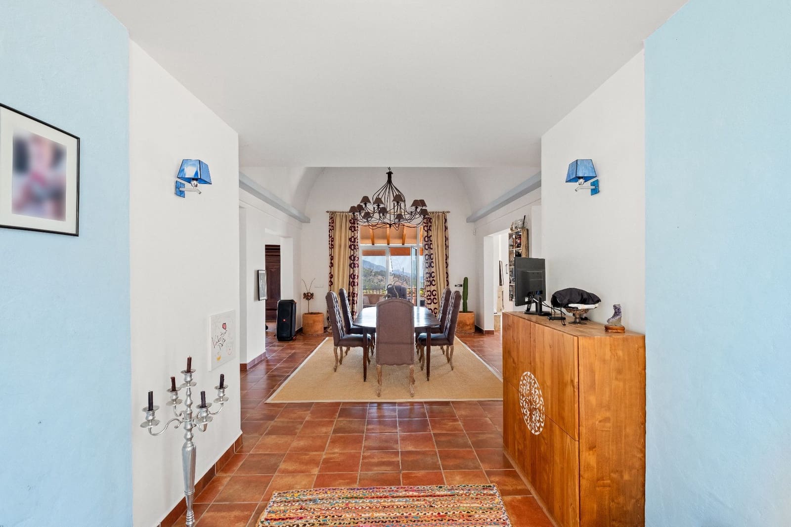 3 bedroom Villa for sale in Guadalest with pool - € 900,000 (Ref: 9447380)