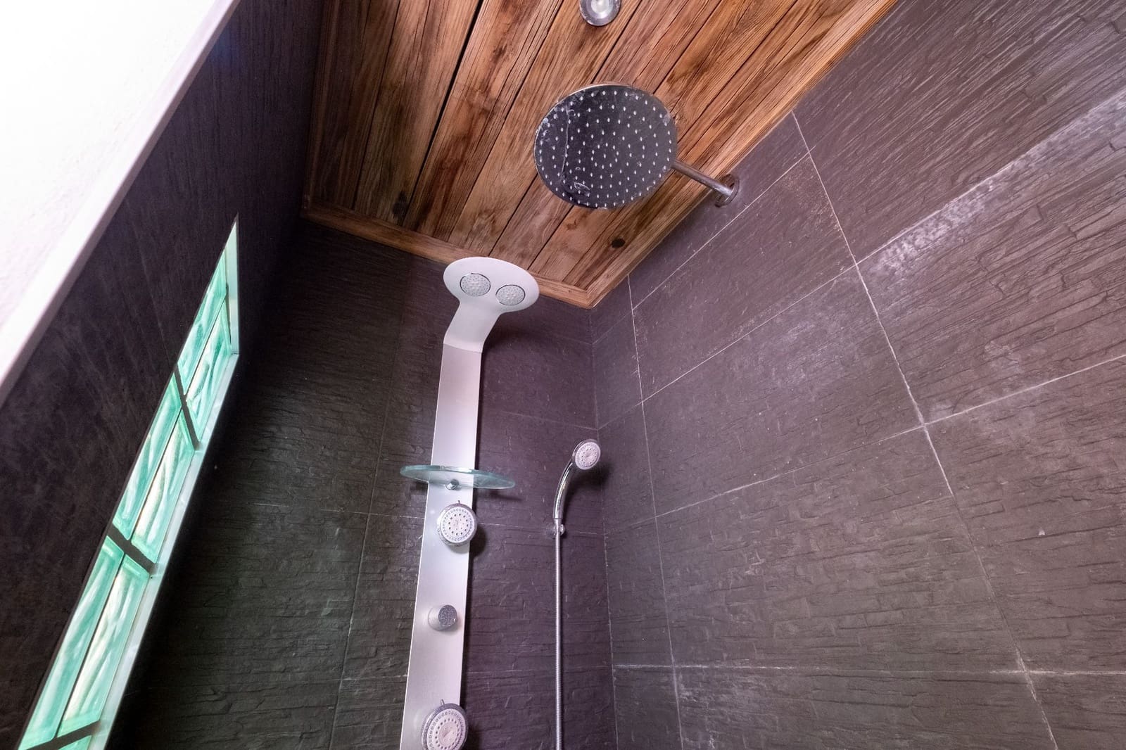 3 bedroom Villa for sale in Guadalest with pool - € 900,000 (Ref: 9447380)