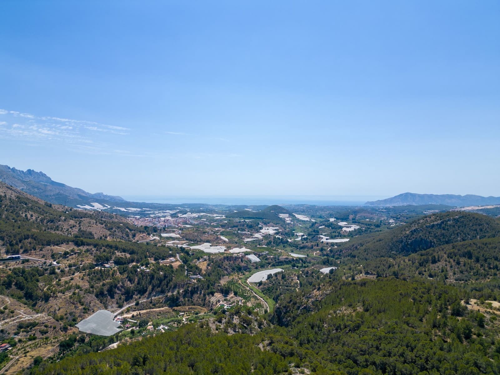 3 bedroom Villa for sale in Guadalest with pool - € 900,000 (Ref: 9447380)