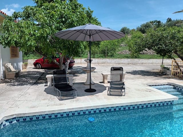 3 slaapkamer Villa te koop in Callosa d'En Sarrià met zwembad - € 380.000 (Ref: 9447383)