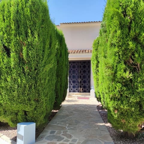 3 soveværelse Villa til salg i Guadalest med garage - € 490.000 (Ref: 9518470)