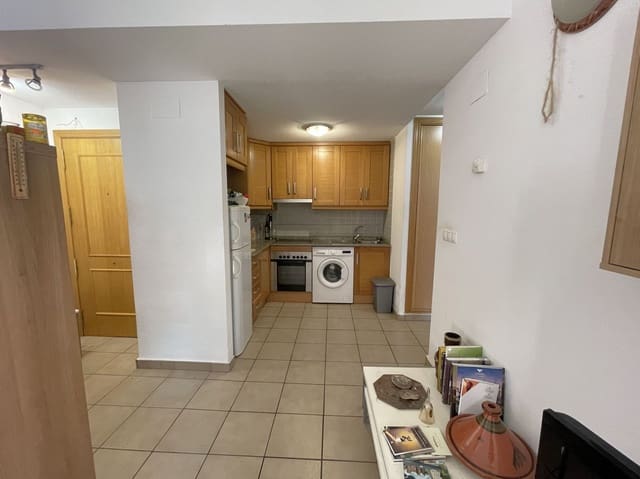 1 slaapkamer Appartement te koop in Benimantell met garage - € 120.000 (Ref: 9745222)