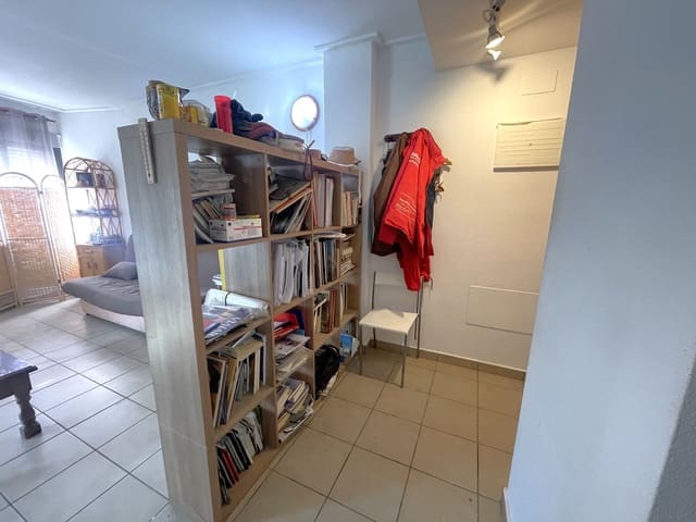 1 slaapkamer Appartement te koop in Benimantell met garage - € 120.000 (Ref: 9745222)