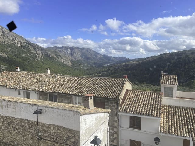 Casa de 1 habitación en Confrides en venta - 105.000 € (Ref: 9745224)