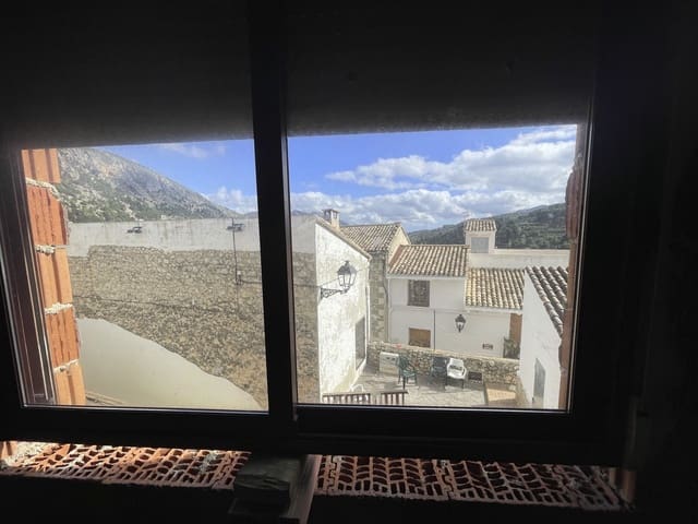 Casa de 1 habitación en Confrides en venta - 105.000 € (Ref: 9745224)