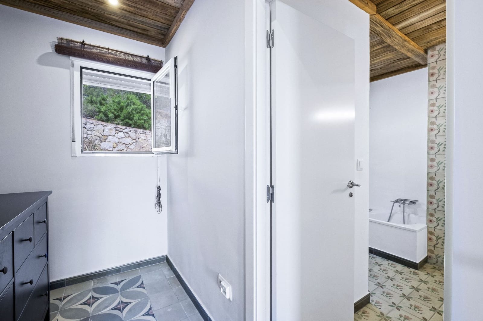 4 bedroom Villa for sale in Callosa d'En Sarria with pool garage - € 900,000 (Ref: 9745225)