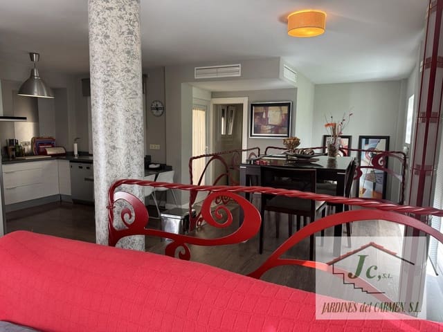 3 bedroom Villa for sale in Vélez-Málaga with pool garage - € 468,800 (Ref: 10132791)