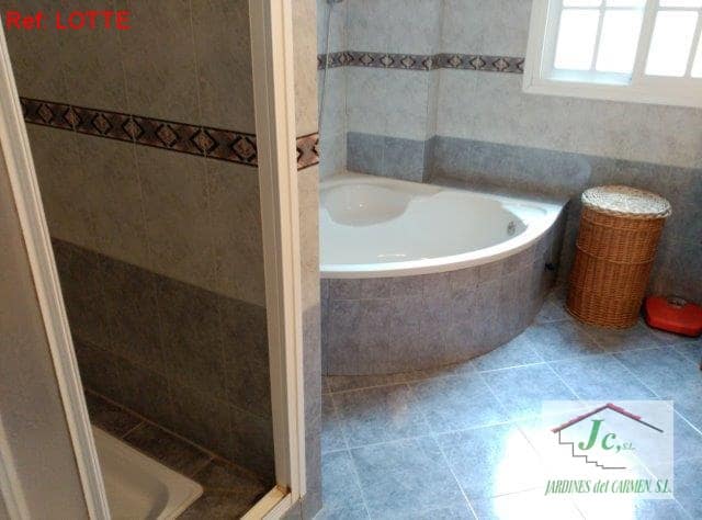 5 Zimmer Haus zu verkaufen in Velez-Malaga - 380.000 € (Ref: 3673376)