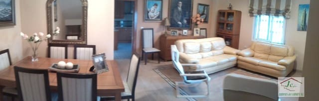 4 bedroom Beach Apartment for rent in Torre del Mar, Vélez-Málaga - € 1,000 (Ref: 4384961)