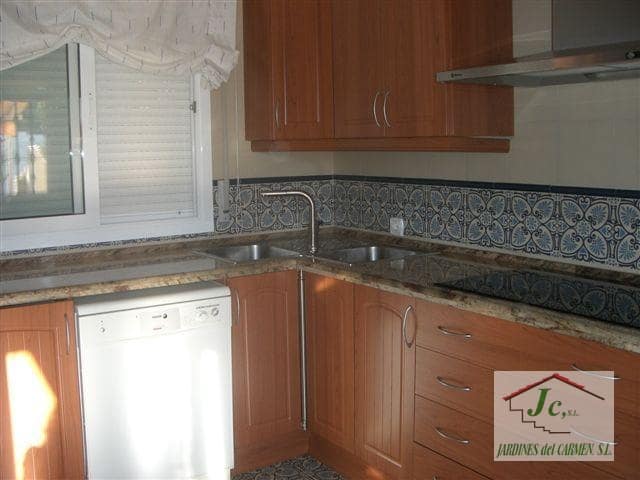 4 bedroom Beach Apartment for rent in Torre del Mar, Vélez-Málaga - € 1,000 (Ref: 4384961)
