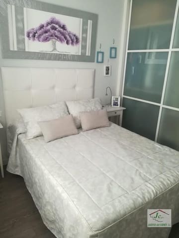 3 soverom Leilighet til leie i Torre del Mar, Vélez-Málaga med svømmebasseng garasje - € 800 (Ref: 4737422)