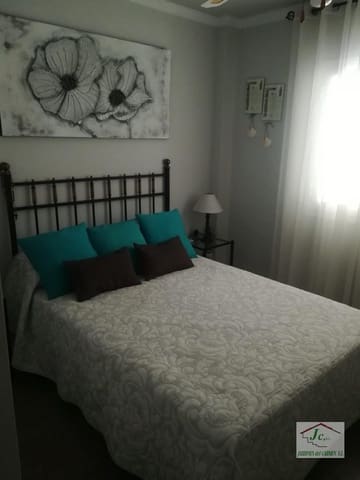 3 soverom Leilighet til leie i Torre del Mar, Vélez-Málaga med svømmebasseng garasje - € 800 (Ref: 4737422)