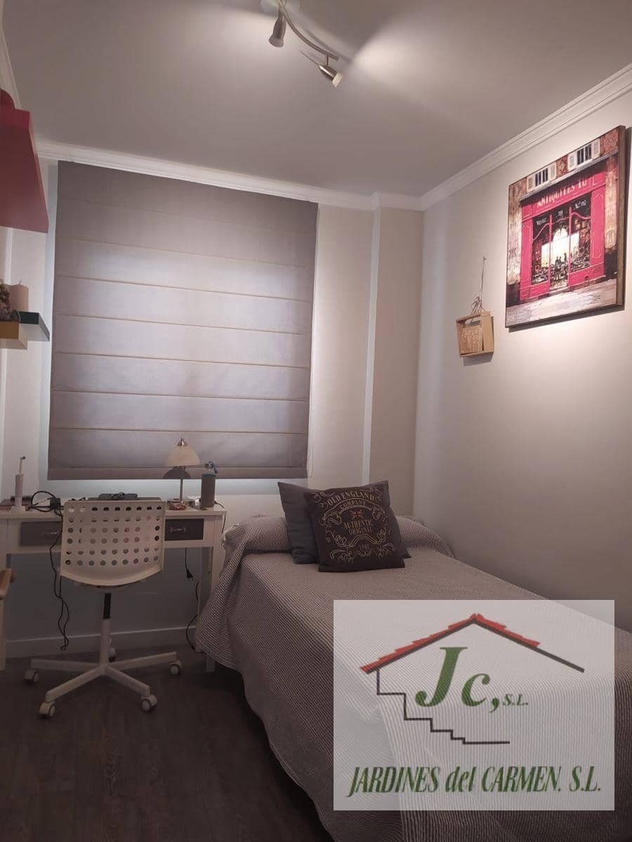 3 makuuhuone Asunto vuokrattavana paikassa Torre del Mar mukana uima-altaan 
autotalli - 800 € (Ref: 4737422)