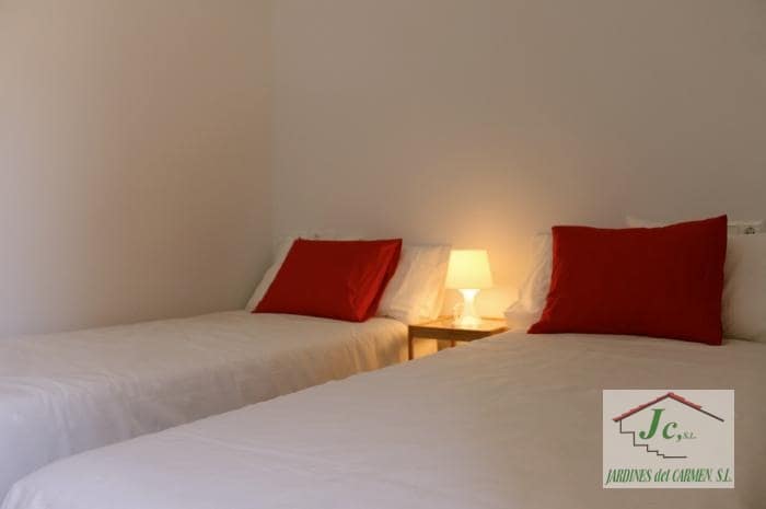 2 quarto Apartamento para arrendar em Velez-Malaga - 650 € (Ref: 4793833)