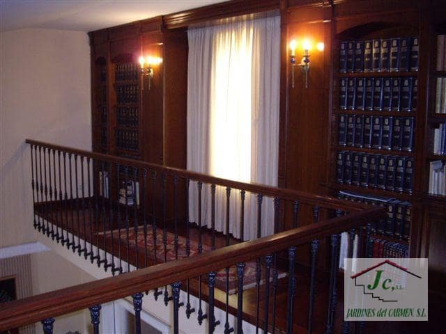 7 Zimmer Villa zu verkaufen in Vélez-Málaga mit Pool Garage - 1.190.000 € (Ref: 5094348)