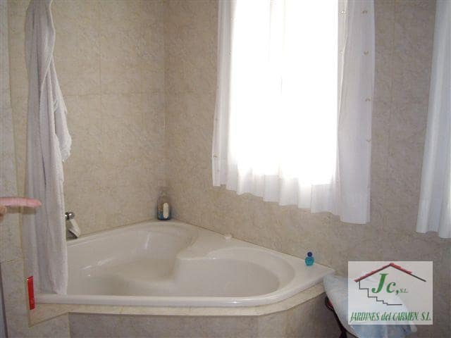 7 bedroom Villa for sale in Velez-Malaga with pool garage - € 1,190,000 (Ref: 5094348)