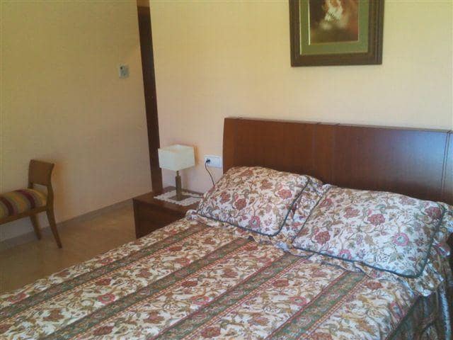 4 bedroom Beach Apartment for holiday rental in Torre del Mar - € 1,400 (Ref: 5125489)