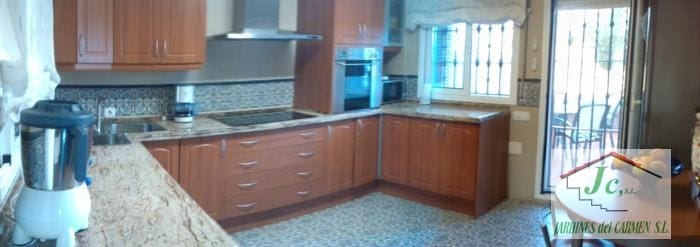 4 bedroom Beach Apartment for holiday rental in Torre del Mar - € 1,400 (Ref: 5125489)