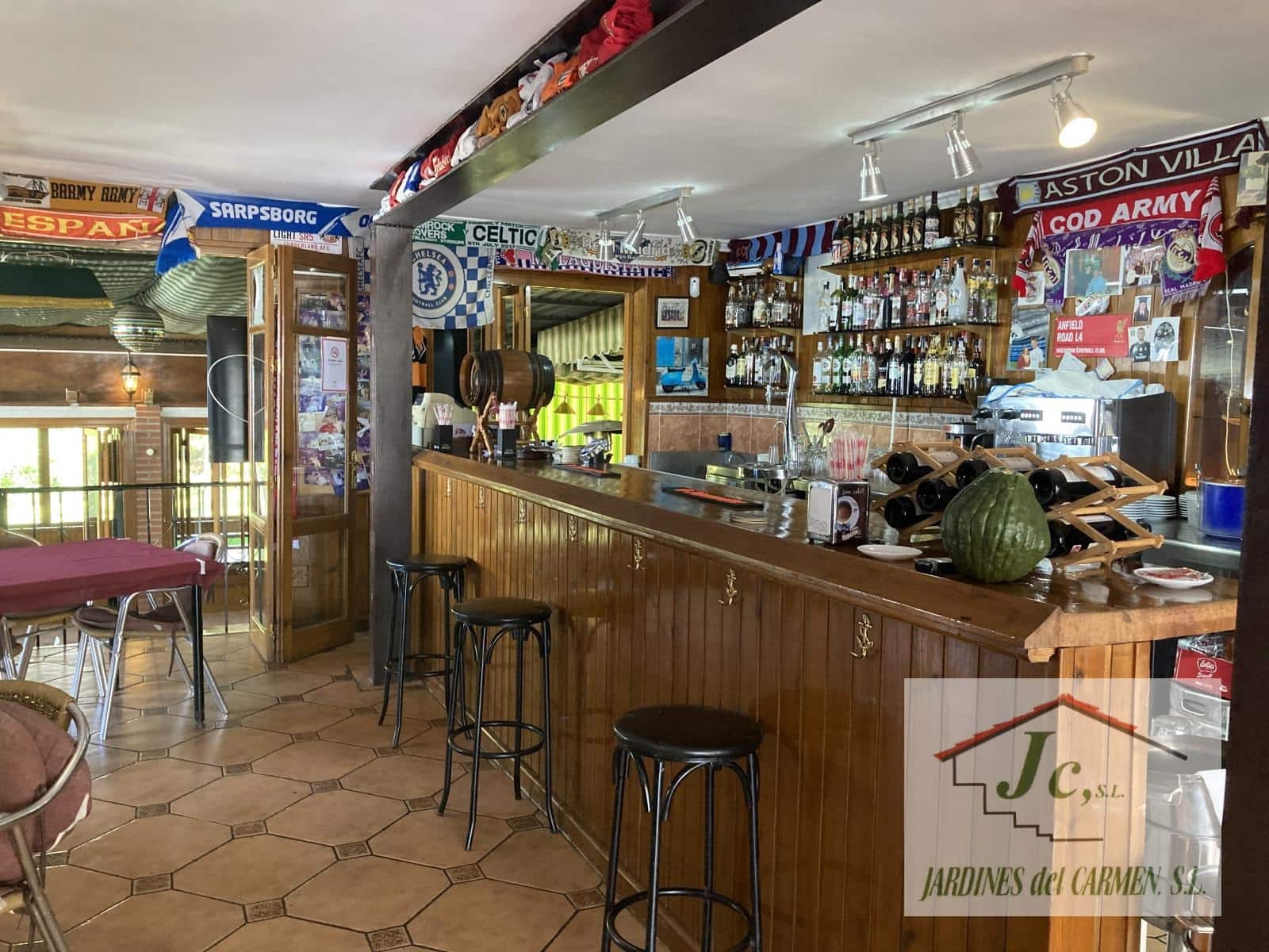 Komercyjne na sprzedaż w Nerja - 700 000 € (Ref: 6248865)