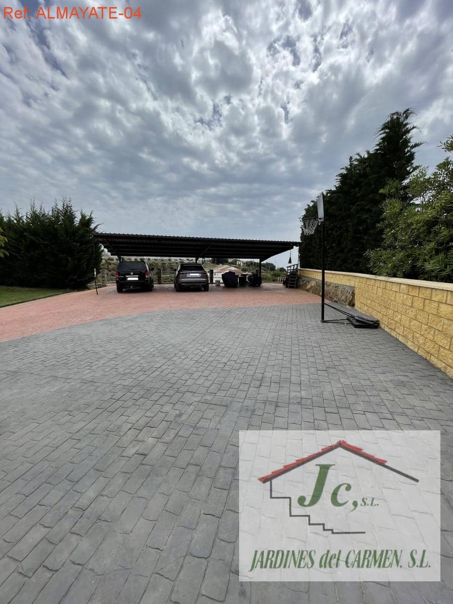 3 soveværelse Villa til salg i Almayate med swimmingpool garage - € 1.398.000 (Ref: 6350340)