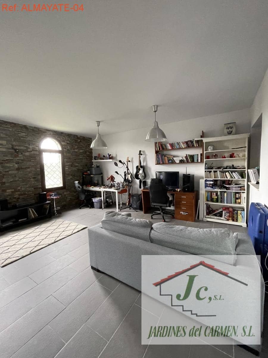 3 soveværelse Villa til salg i Almayate med swimmingpool garage - € 1.398.000 (Ref: 6350340)