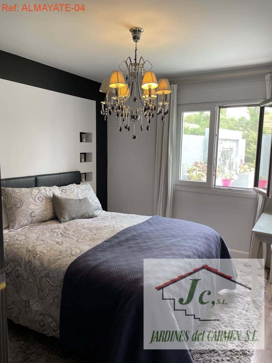 3 soveværelse Villa til salg i Almayate med swimmingpool garage - € 1.398.000 (Ref: 6350340)