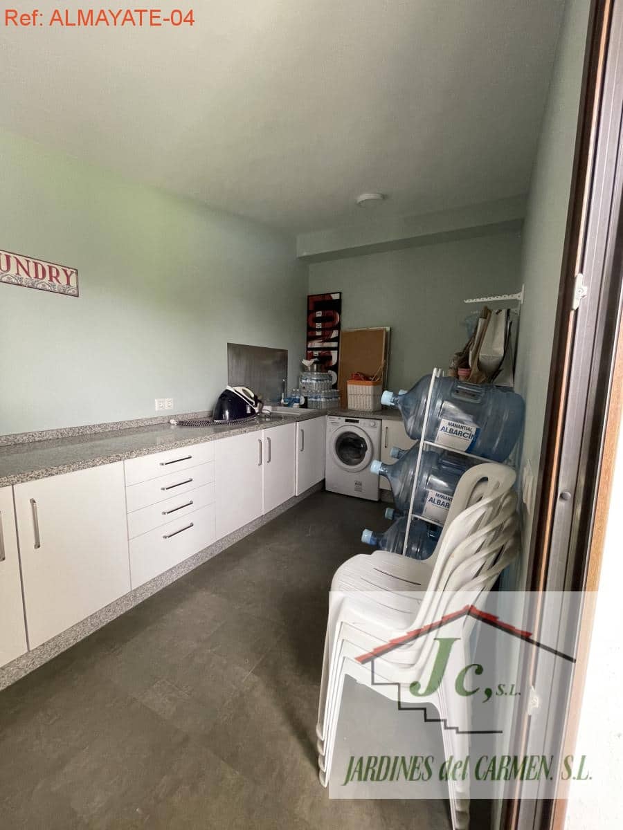 3 soveværelse Villa til salg i Almayate med swimmingpool garage - € 1.398.000 (Ref: 6350340)