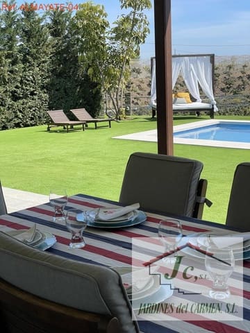 3 chambre Villa/Maison à vendre à Almayate, Vélez-Málaga avec piscine garage - 1 398 000 € (Ref: 6350340)