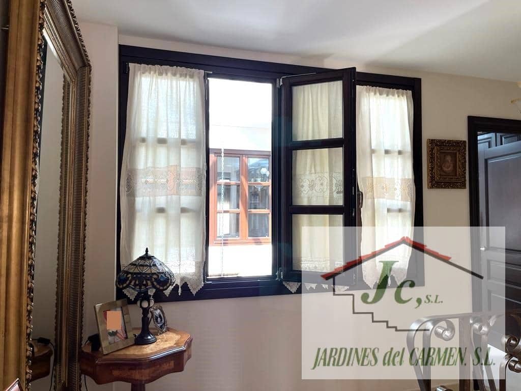 6 soveværelse Rækkehus til salg i Nerja - € 1.490.000 (Ref: 7431296)