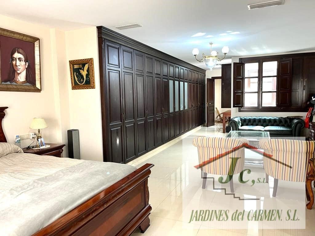 6 soveværelse Rækkehus til salg i Nerja - € 1.490.000 (Ref: 7431296)