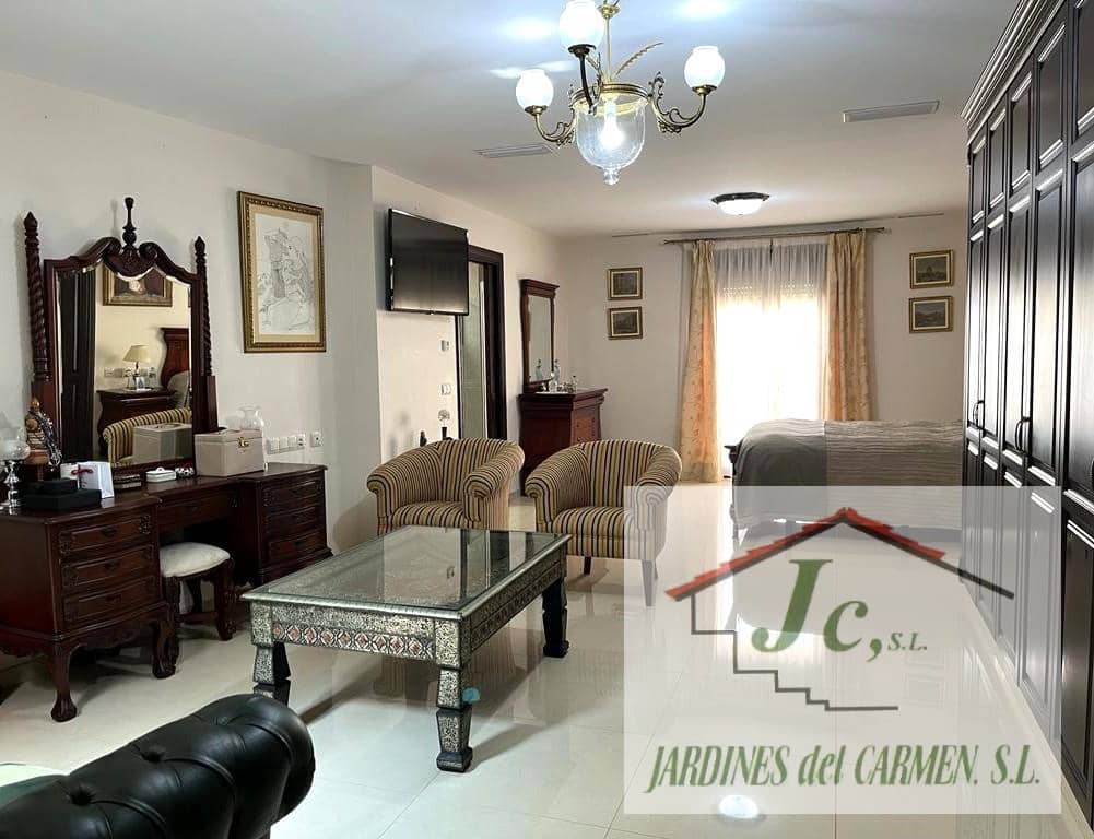 6 soveværelse Rækkehus til salg i Nerja - € 1.490.000 (Ref: 7431296)