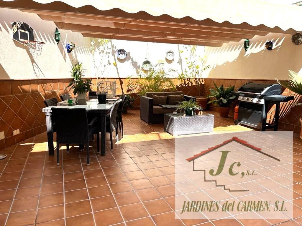 6 soveværelse Rækkehus til salg i Nerja - € 1.490.000 (Ref: 7431296)