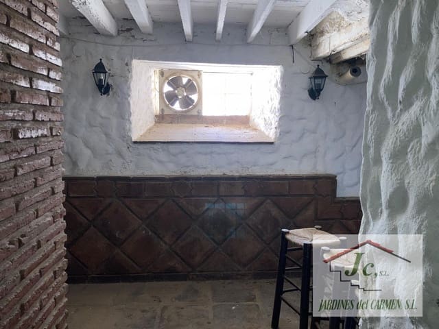 6 soveværelse Byhus til salg i Vélez-Málaga - € 189.000 (Ref: 7896823)