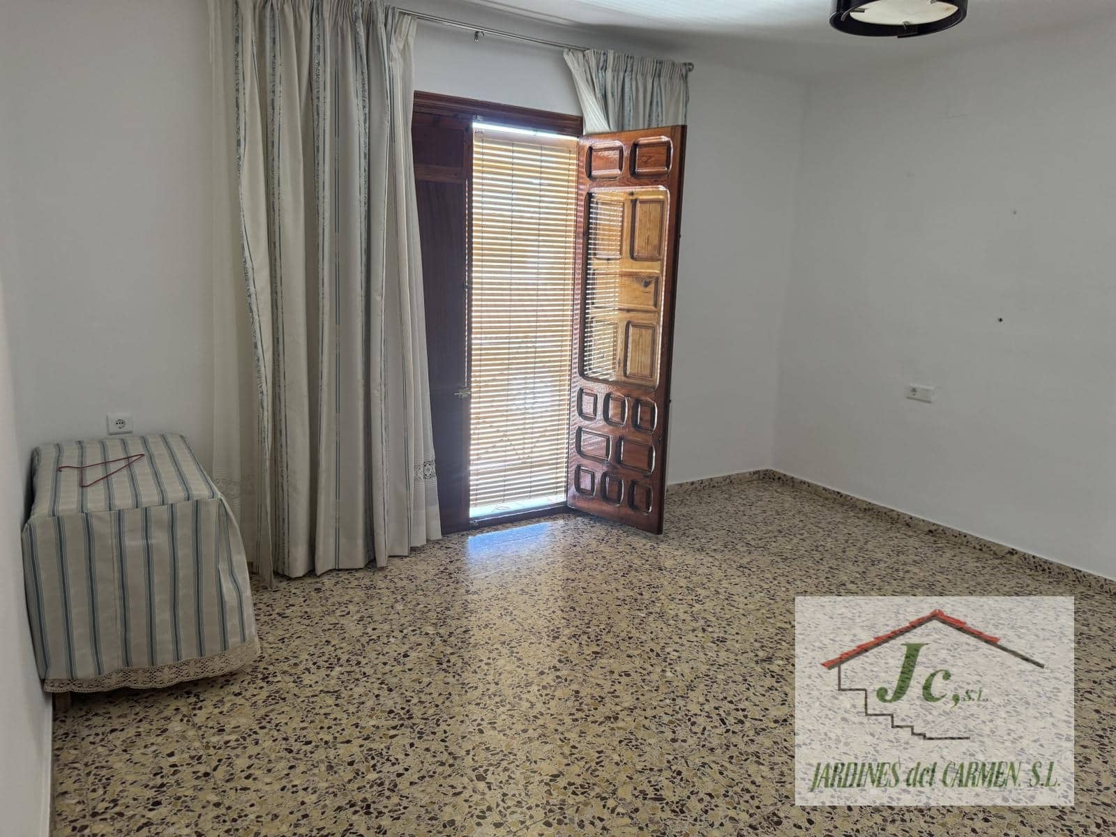 4 soverom Hus til salgs i Velez-Malaga med garasje - € 215 000 (Ref: 8461225)