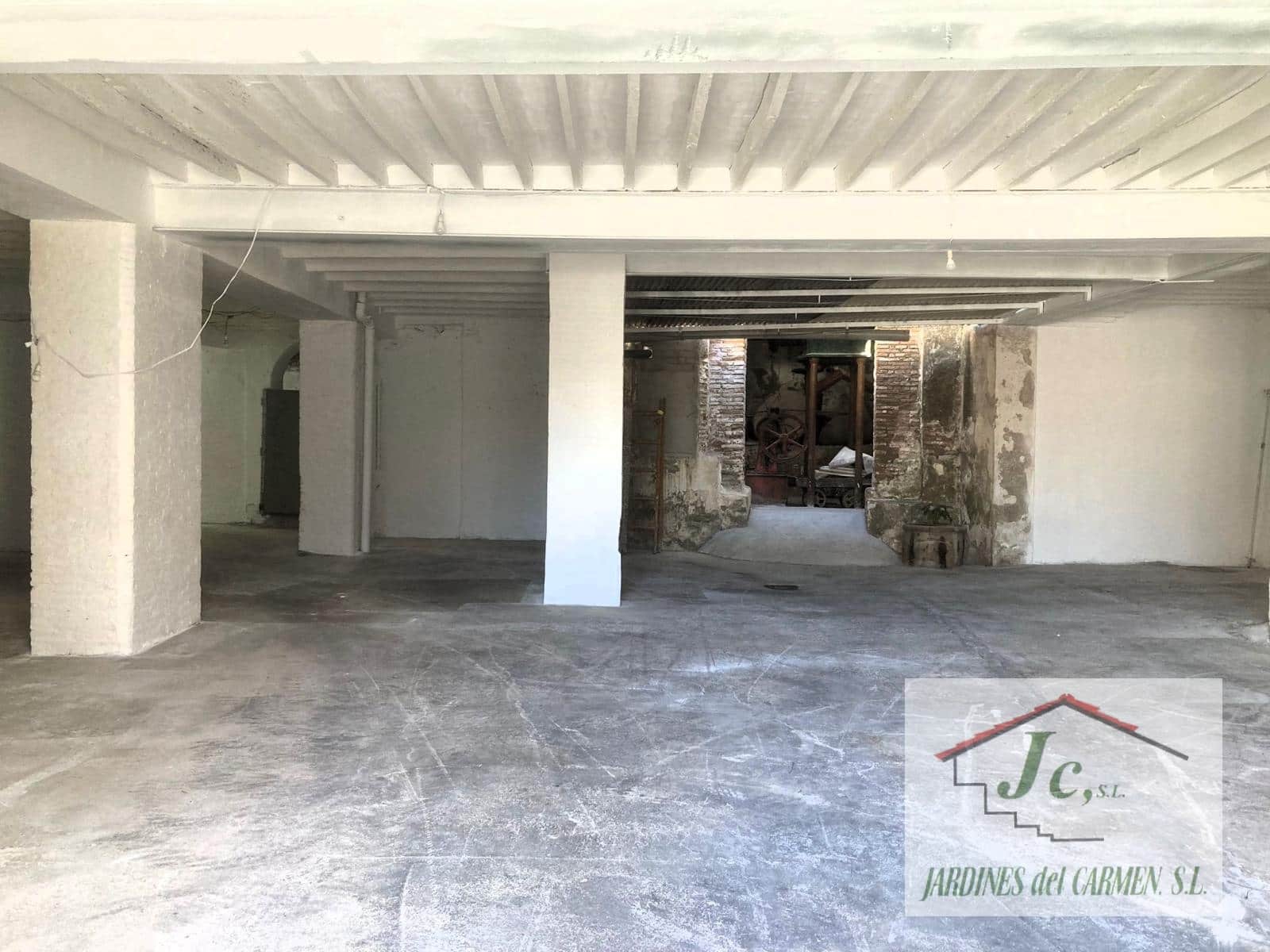 5 soveværelse Hotel til salg i Velez-Malaga - € 350.000 (Ref: 8878567)